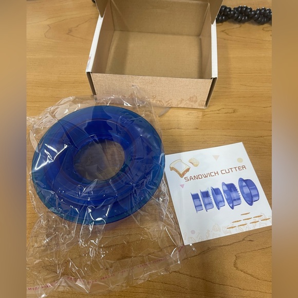 Sandwich mold Maker Sandwich Cutter Sealer for Bread Pancake Maker - Picture 2 of 4